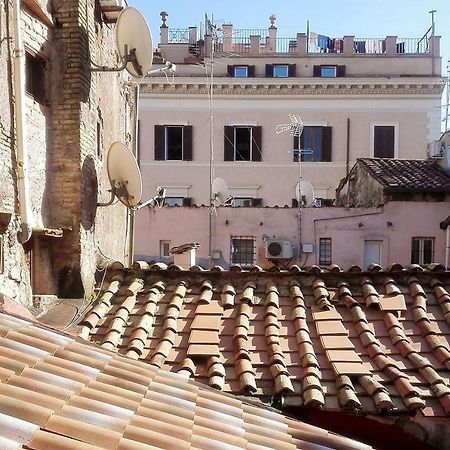 Delizioso Appartamento A Campo De' Fiori Rzym Zewnętrze zdjęcie